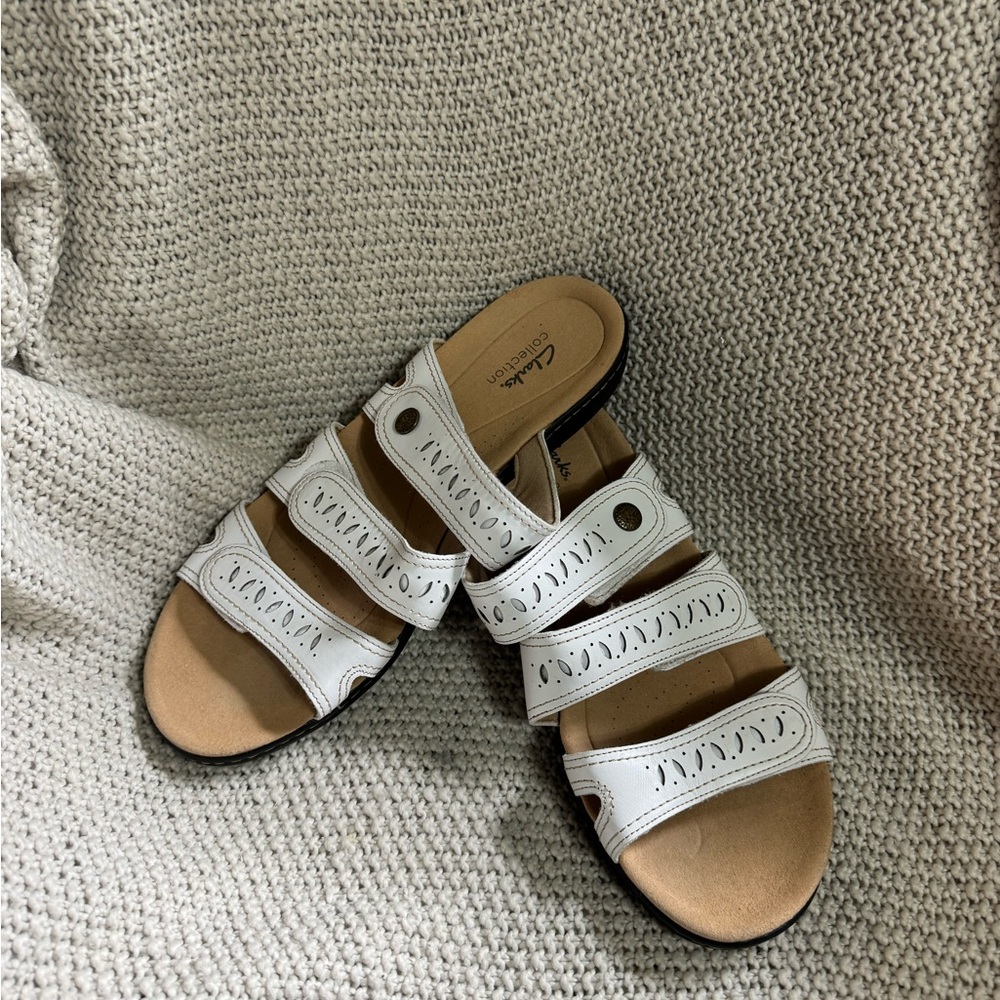 Clarks‎ Laurieann Echo Flat Sandals White Leather Hook And Loop Straps Womens 12